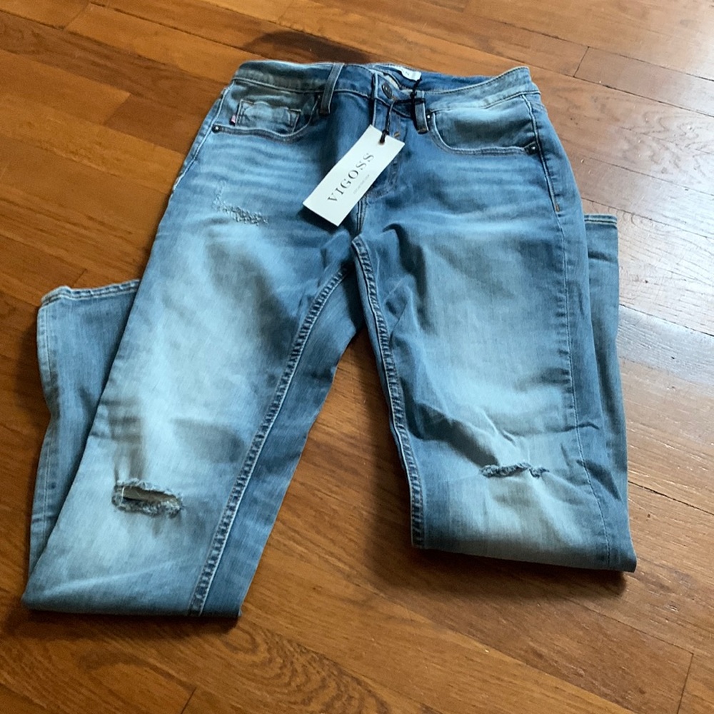 NWT VIGOSS jagger skinny with rips! SIZE 26